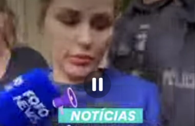 Deolane Bezerra deixa DHPP sob forte escolta após prisão em operação policial