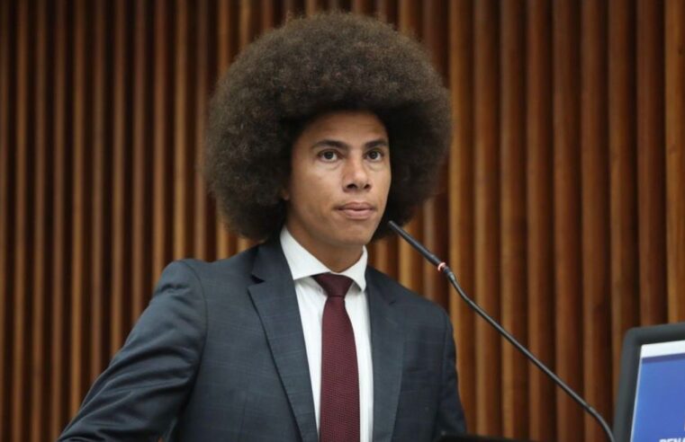 CONSELHO DE ÉTICA APROVA CASSAÇÃO DE RENATO FREITAS NA ALEP