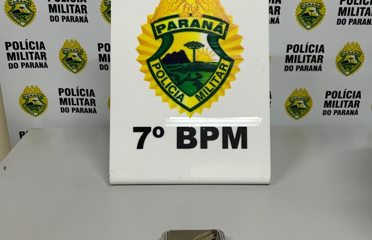 POLÍCIA MILITAR ABORDA SUSPEITOS E APREENDE DROGA PRÓXIMO AO CEMITÉRIO EM CRUZEIRO DO OESTE