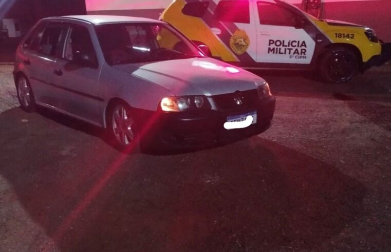 MOTORISTA SEM CNH, COM VEÍCULO IRREGULAR E SOM ALTO TEM CARRO APREENDIDO EM JAPURÁ