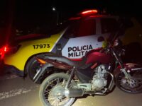Motocicleta com escapamento adulterado é apreendida após denúncias em Jussara