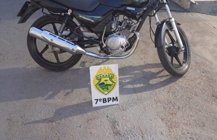 MOTOCICLETA COM ESCAPAMENTO IRREGULAR E CONDUTOR SEM HABILITAÇÃO É APREENDIDA EM RONDON