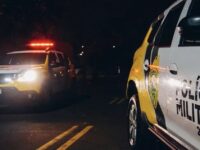 Homem é esfaqueado enquanto caminhava pelo Centro de Icaraíma; suspeito fugiu a pé