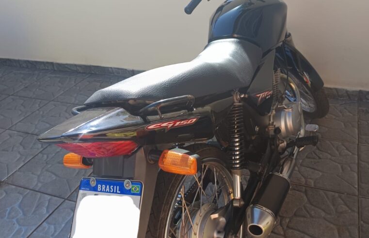 ADOLESCENTE É FLAGRADO CONDUZINDO MOTOCICLETA IRREGULAR E CAUSANDO PERTURBAÇÃO DO SOSSEGO EM TUNEIRAS DO OESTE