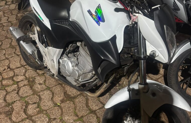 Motociclista tenta fugir de abordagem e acaba com veículo apreendido em Goioerê