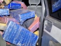 Motorista foge da PM na PR-323 e abandona veículo com 691 quilos de maconha em Paiçandu