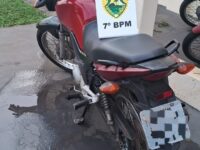 Cruzeiro do Oeste: Polícia Militar apreende motocicleta com mandado judicial durante abordagem