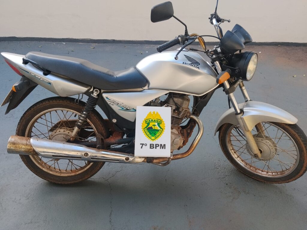 Cidade Gaúcha: motociclista sem CNH é abordado após ser flagrado empinando veículo Cidade Gaúcha: motociclista sem CNH é abordado após ser flagrado empinando veículo